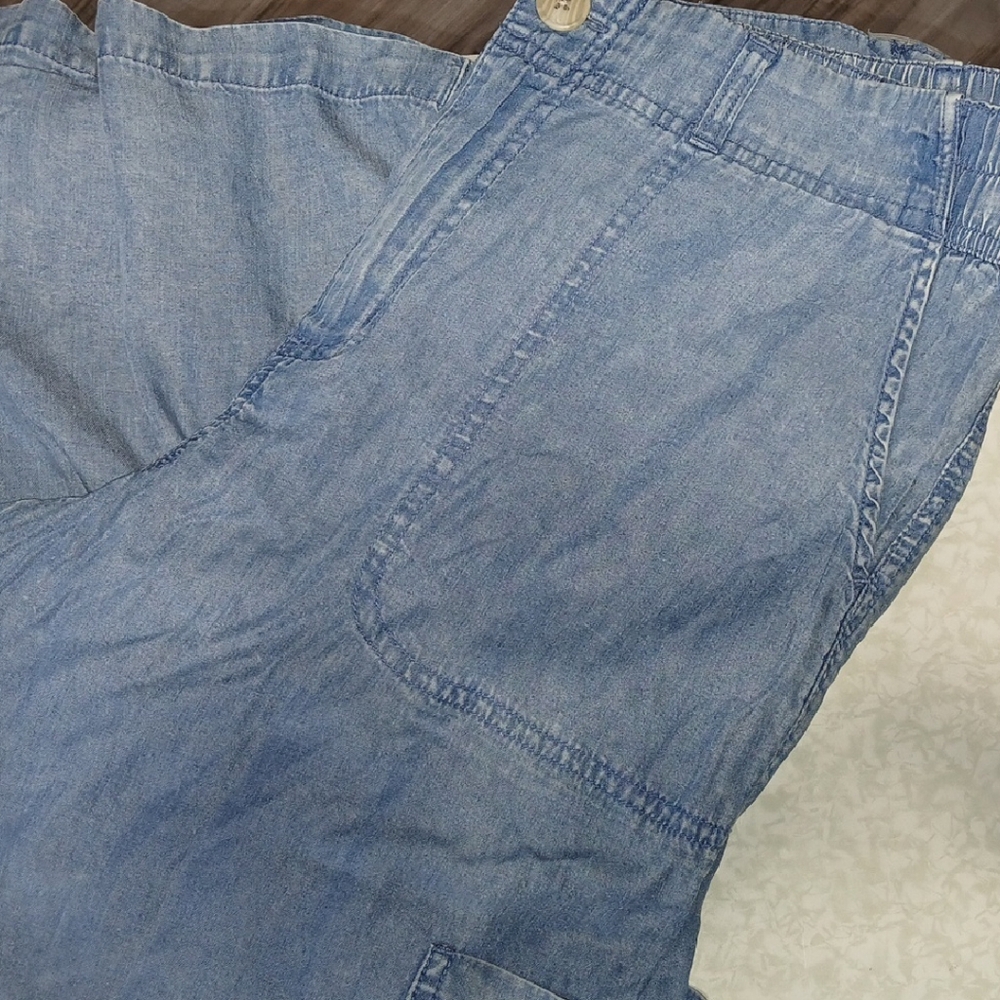 Catos Womens Blue Denim Flared Pants W/ Stretch Material
